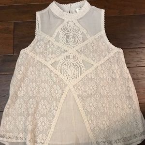 Umgee sleeveless top M